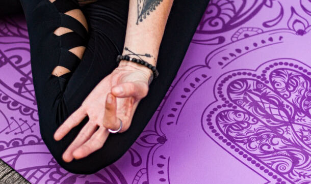 PROFESSIONAL YOGA MAT